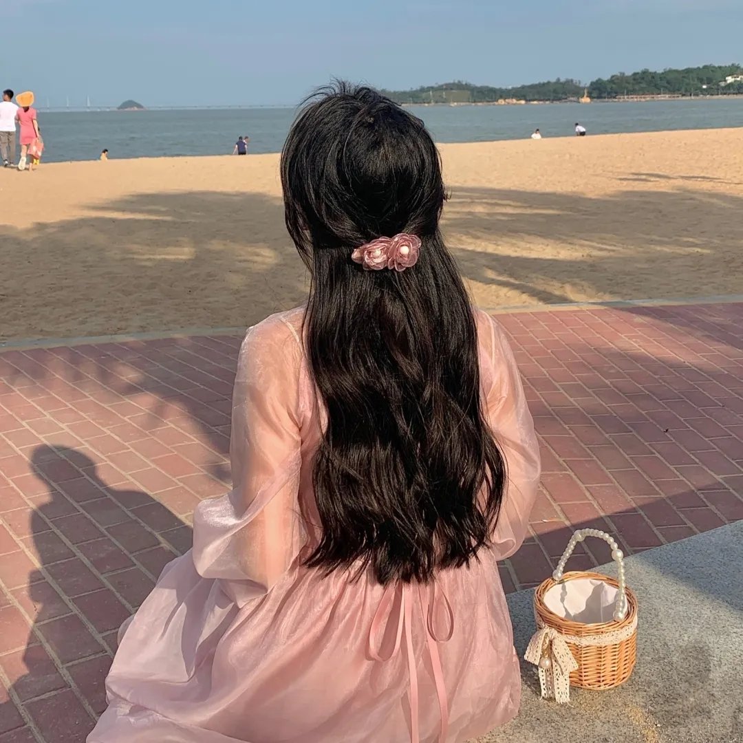 10号舱里的女人